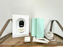 Load image into Gallery viewer, Owlet Monitor Duo & Accessories