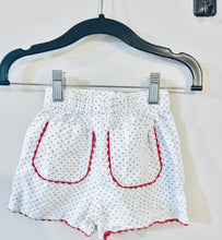 Load image into Gallery viewer, Bella Bliss Polka Dot Shorts Size 2
