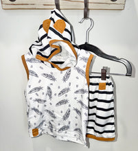 Load image into Gallery viewer, Feathers 2pc Outfit Size 3-4Y
