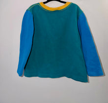 Load image into Gallery viewer, Hanna Andersson Blue Shirt Size 4
