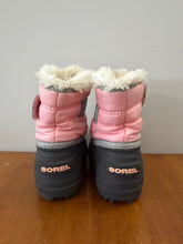 Load image into Gallery viewer, Sorel Pink Snow Boots Size 4*
