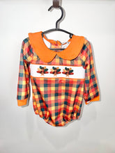 Load image into Gallery viewer, Abby &amp; Evie Smocked Turkey Bubble Size 12m

