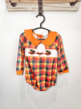Load image into Gallery viewer, Abby &amp; Evie Smocked Turkey Bubble Size 12m
