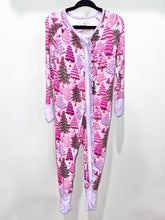 Load image into Gallery viewer, Velveteen Pink Christmas Trees Sleeper Size 12-18m
