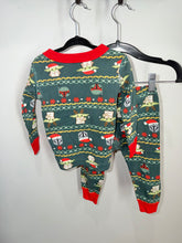 Load image into Gallery viewer, Hanna Andersson Star Wars Grogu Pajamas Size 2T
