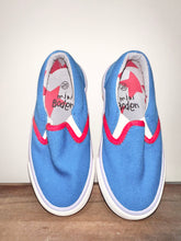 Load image into Gallery viewer, Mini Boden Blue Shoes Size 9.5
