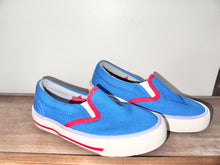 Load image into Gallery viewer, Mini Boden Blue Shoes Size 9.5

