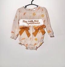 Load image into Gallery viewer, Smocked Handmade Rolls Bubble Size 6-12m
