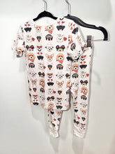 Load image into Gallery viewer, Made By Molly Hearts &amp; Dogs Pajamas Size 2T
