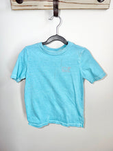 Load image into Gallery viewer, Vineyard Vines Blue Shirt Size 6*
