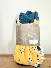 Load image into Gallery viewer, Matilda Jane Blue &amp; Yellow Tights Size 4-6
