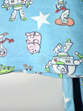 Load image into Gallery viewer, Hanna Andersson Toy Story Pajamas Size 4*
