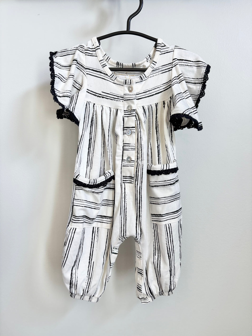 Jessica Simpson Black Romper Size 0-3m