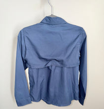 Load image into Gallery viewer, Crown &amp; Ivy Blue Shirt Size 6
