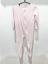 Load image into Gallery viewer, Kyte Baby Light Pink Footie Size 6-12m*
