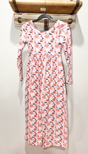 Load image into Gallery viewer, Little Vine Co. Pumpkin Romper Size 7
