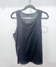 Load image into Gallery viewer, Athleta Black Tank Size 16
