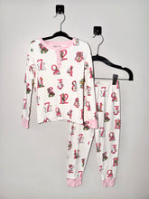 Load image into Gallery viewer, Beaufort Bonnet Twelve Days of Christmas Pajamas Size 5
