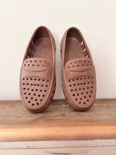 Load image into Gallery viewer, Floafers Brown Shoes Size 10

