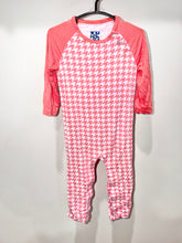 Load image into Gallery viewer, Kickee Pants Pink Romper Size 12-18m*
