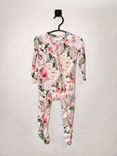Load image into Gallery viewer, Posh Peanut Floral Footie Size 6-9m
