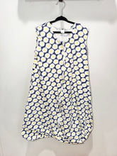 Load image into Gallery viewer, HB Daisies Sleep Sack Size 18-24m
