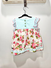 Load image into Gallery viewer, Matilda Jane Floral Top Size 6
