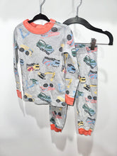 Load image into Gallery viewer, Hanna Andersson Construction Pajamas Size 4*
