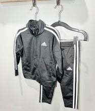 Load image into Gallery viewer, Adidas Black 2pc Outfit Size 2T
