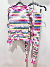 Load image into Gallery viewer, Hanna Andersson Striped Pajamas Size 8
