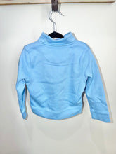 Load image into Gallery viewer, Vineyard Vines Blue Pullover Size 2T
