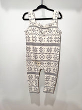 Load image into Gallery viewer, Kate Quinn Snowflake Romper Size 18-24m*
