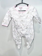 Load image into Gallery viewer, Magnificent Baby Pink Hello Footie Size 6m
