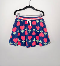 Load image into Gallery viewer, Mini Boden Heart Skort Size 9-10Y*
