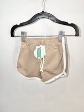 Load image into Gallery viewer, Little Road Co. Brown Shorts Size 3Y
