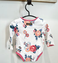 Load image into Gallery viewer, Matilda Jane Roses Bodysuit Size 3-6m
