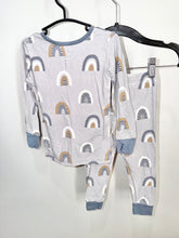 Load image into Gallery viewer, Made By Molly Blue Rainbow Pajamas Size 18-24m*

