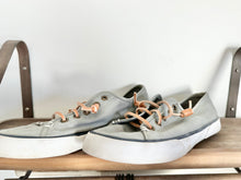 Load image into Gallery viewer, Sperry Gray Shoes Size 7.5
