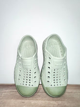 Load image into Gallery viewer, Native Green Shoes Size C7
