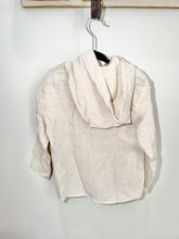 Load image into Gallery viewer, Zara Linen Top Size 2
