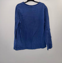 Load image into Gallery viewer, Crown &amp; Ivy Blue Snow Dog Shirt Size 4
