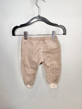 Load image into Gallery viewer, Petit Lem Brown Holiday Pants Size 18m
