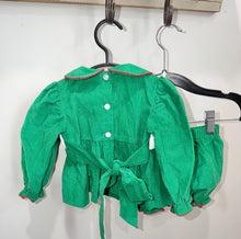 Load image into Gallery viewer, Southern Smocked Co. Smocked Santa's Sleigh 2pc Set Size 9m*
