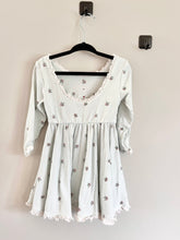 Load image into Gallery viewer, Omi Jo Mistletoe Dress Size 18m
