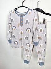 Load image into Gallery viewer, Made By Molly Blue Rainbow Pajamas Size 18-24m*
