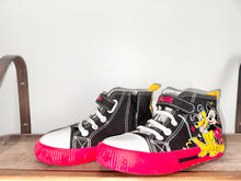 Load image into Gallery viewer, Disney Mickey Shoes Size 10
