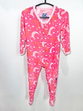 Load image into Gallery viewer, Kickee Pants Pink Stars Footie Size 12-18m
