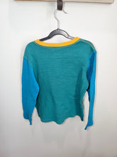 Load image into Gallery viewer, Hanna Andersson Green Shirt Size 8
