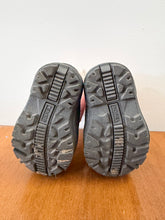 Load image into Gallery viewer, Sorel Pink Snow Boots Size 4*
