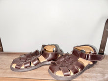 Load image into Gallery viewer, Brown Sandals Size 9M
